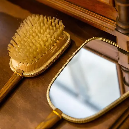 Dandy Mani - Old Tower House - Fireplace - Pool Tatil Evi Nomia