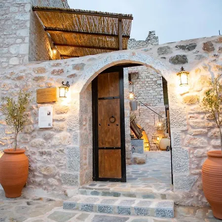 Dandy Mani - Old Tower House - Fireplace - Pool Tatil Evi Nomia