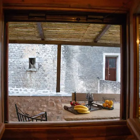 Сasa de vacaciones Dandy Mani - Old Tower House - Fireplace - Pool *