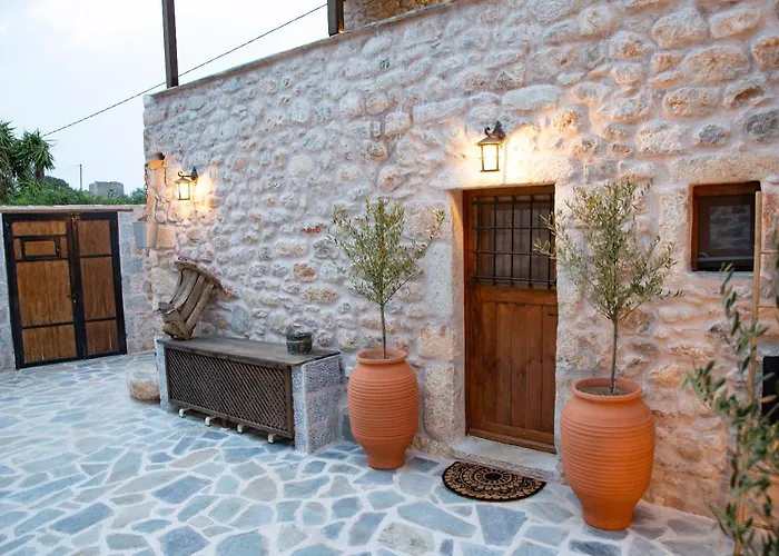 بيت للعطل Dandy Mani - Old Tower House - Fireplace - Pool *