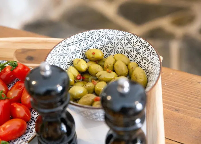 Dandy Mani - Old Tower House - Fireplace - Pool Nomia