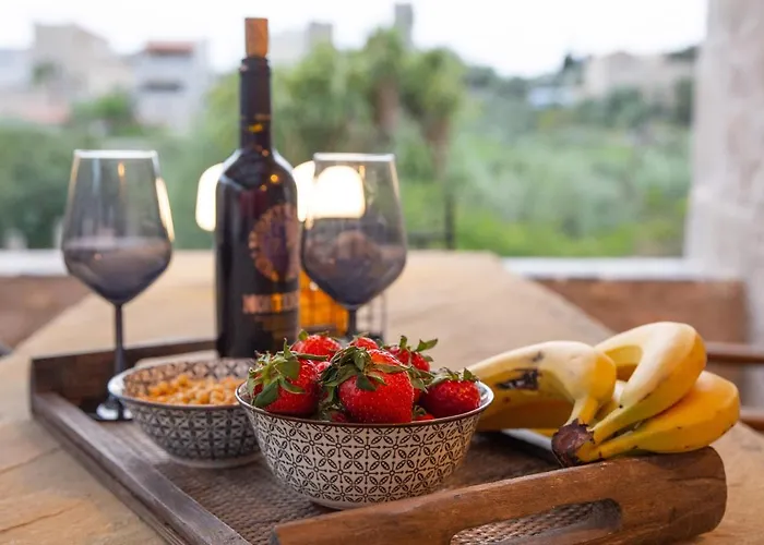 بيت للعطل Dandy Mani - Old Tower House - Fireplace - Pool *