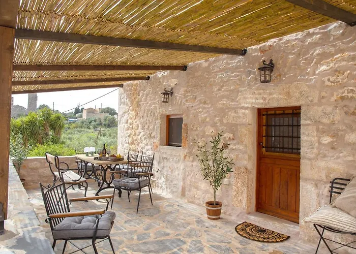 Dandy Mani - Old Tower House - Fireplace - Pool Nomia